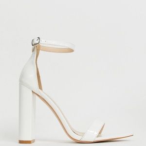 White block heel sandal